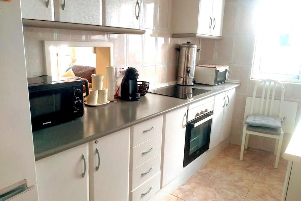 Best Location 2 Bed2 Bath W/Lift In Town! Gibraltar Eksteriør bilde