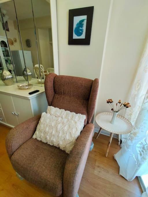 Best Location 2 Bed2 Bath W/Lift In Town! Gibraltar Eksteriør bilde